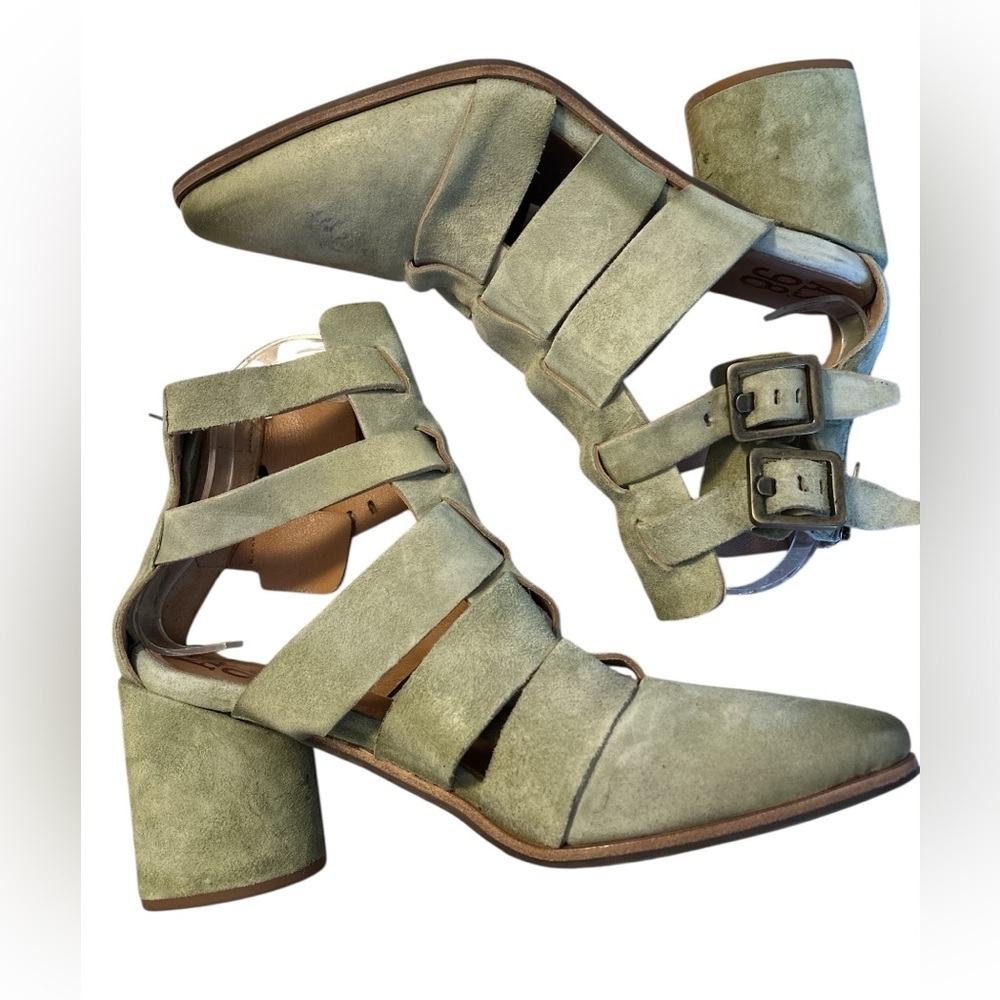NWOB A.S. 98 Evie Strappy Block Heel Green Suede Boho Booties - Size 40/9.5-10